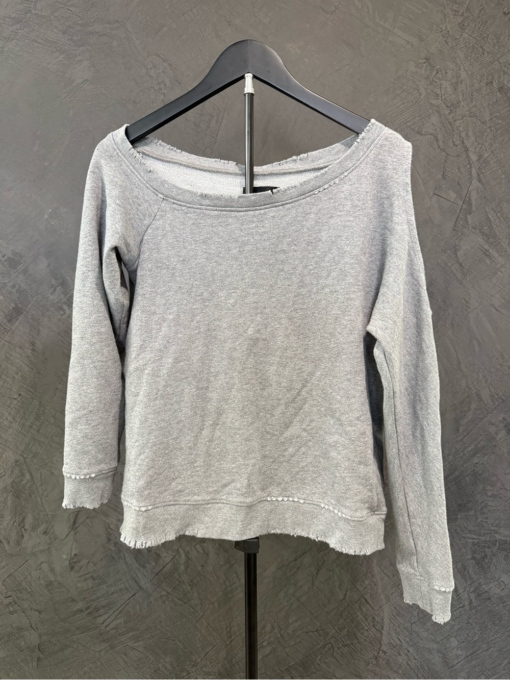 RtA Light Gray Boatneck Raw-Edge Sweatshirt size S